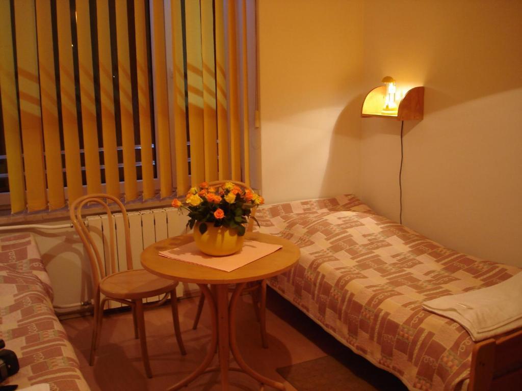 Hotel Monttis Sucha Beskidzka Quarto foto